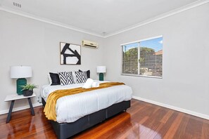 3 bedrooms, iron/ironing board, travel cot, free WiFi