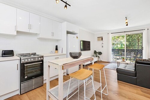 800m to the beach | Stylish | Perfect location