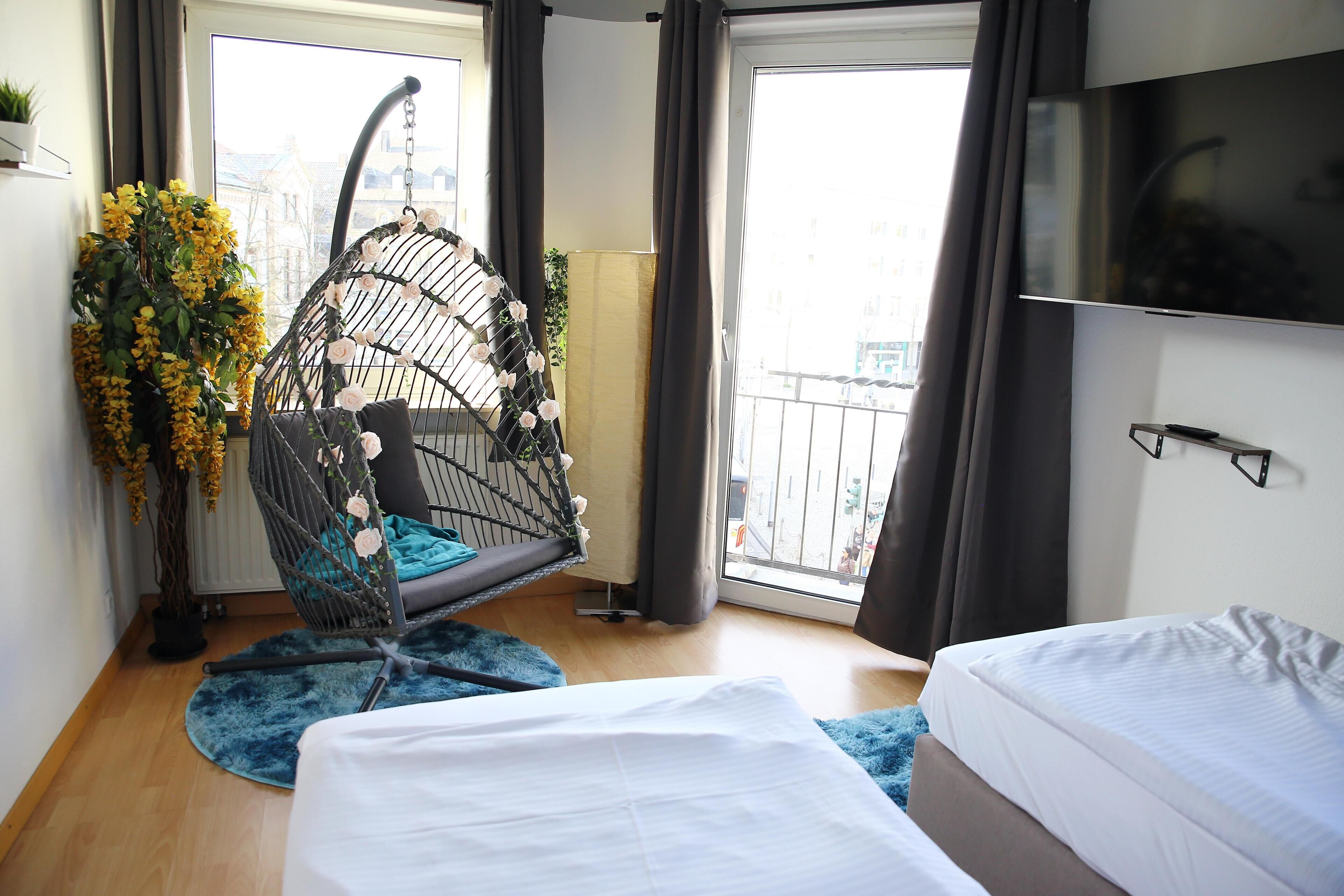 3 bedrooms, desk, free WiFi, bed sheets