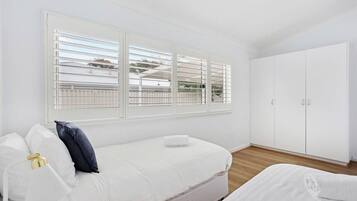 3 Schlafzimmer, Bügeleisen/Bügelbrett, Reisekinderbett, kostenloses WLAN