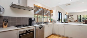 Serenity and Style: Your Ashby Getaway Awaits