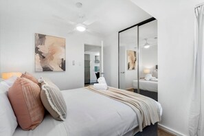 2 bedrooms, desk, iron/ironing board, travel cot