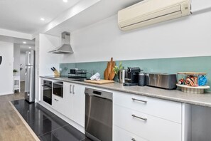 Fridge, microwave, oven, stovetop