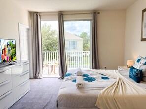 3 bedrooms, iron/ironing board, WiFi, bed sheets