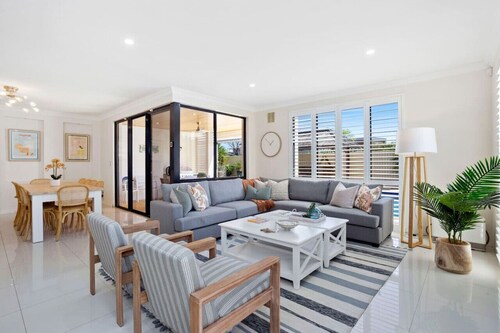 By The Sea Retreat Burns Beach