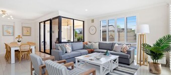 By The Sea Retreat Burns Beach