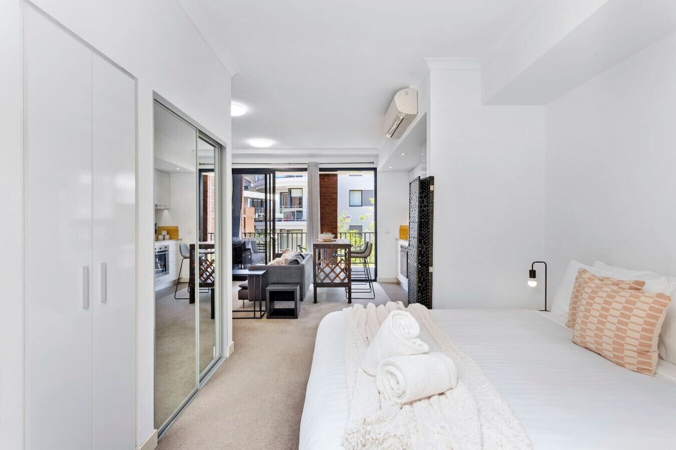 1 makuuhuone, silitysrauta/-lauta, ilmainen Wi-Fi, vuodevaatteet