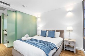 1 bedroom, iron/ironing board, travel cot, WiFi - Nest on Newcastle – T3 (Perth)