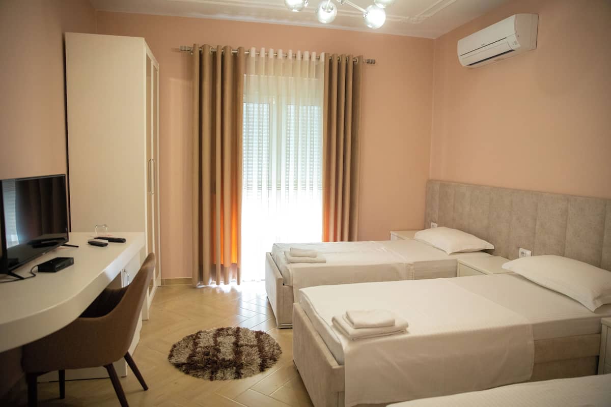 Ropa de cama de alta calidad, wifi gratis y ropa de cama 