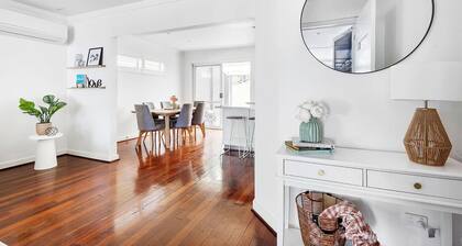 Bayswater Retreat, 3 Bed house.