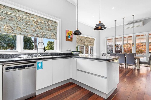 Heritage Hideaway in Nedlands`s