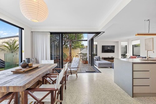 The Poolside Getaway