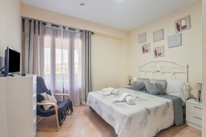 2 soverom, strykejern/-brett, wi-fi og sengetøy