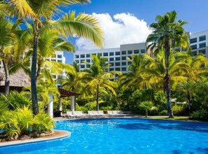 Pool - Charming 1-bedroom Studio with fitness room and AC in Nuevo Vallarta (Nuevo Vallarta)