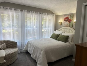 4 bedrooms, iron/ironing board, travel cot, free WiFi