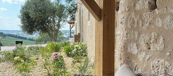 15th-Century farmhouse in the hills of Occitanie