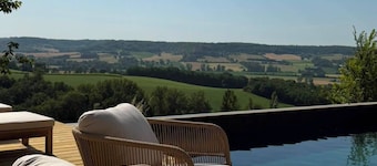 15th-Century farmhouse in the hills of Occitanie