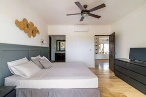 2 Schlafzimmer, Zimmersafe, Bügeleisen/Bügelbrett, kostenloses WLAN