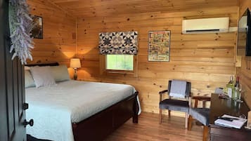 1 bedroom, WiFi (free), bed sheets