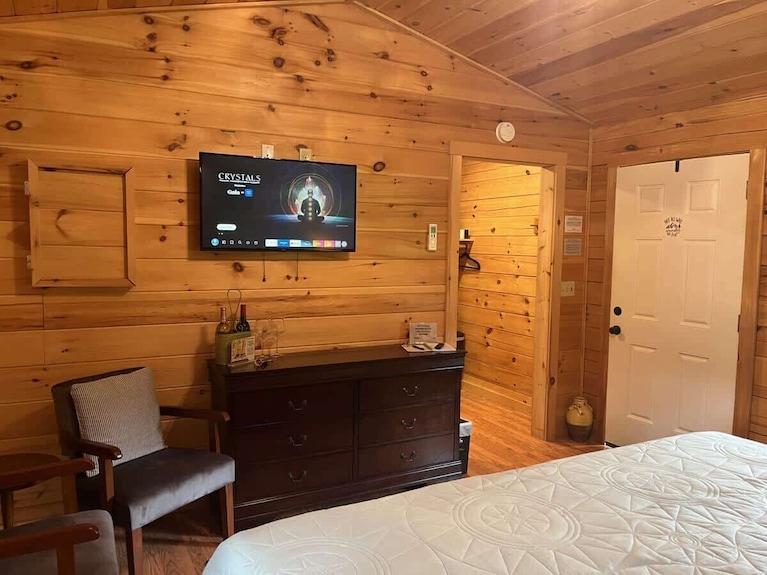 New! Blue Ridge Bound Cabin 328 - Floyd, VA