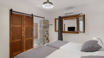 2 dormitorios, tabla de planchar con plancha, wifi y ropa de cama