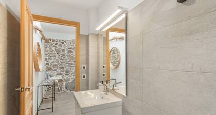 Vacation Home 'El Blanquizal A' with Mountain View, Wi-Fi and Air Conditioning