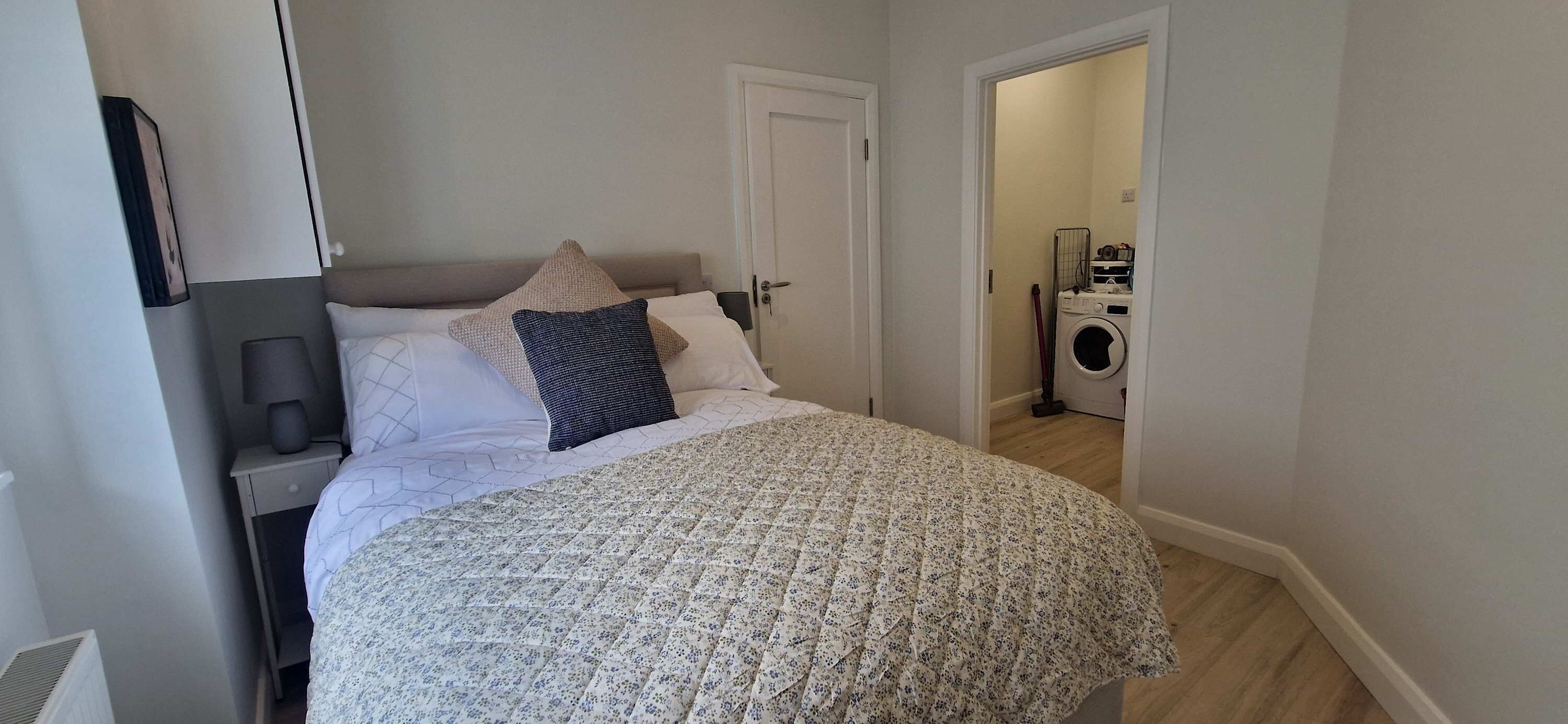 1 bedroom, iron/ironing board, Internet, bed sheets