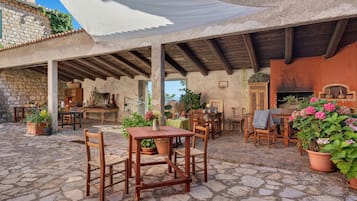 Ristorazione all'aperto