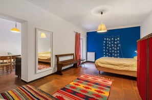 1 bedroom, bed sheets - Studio 'Bilocale' with Sea View and Shared Garden (Castiglione Chiavarese)