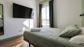 Habitación Confort doble | Televisión