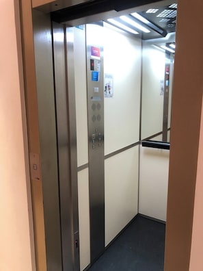 Elevator