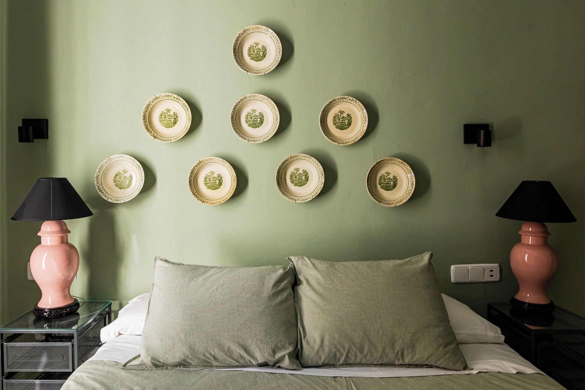 Habitación Confort doble | Edredones de plumas, caja fuerte, decoración individual