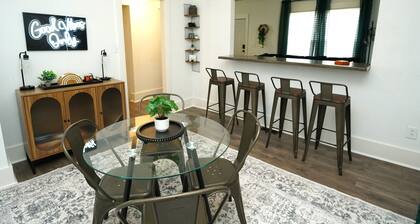 2 homes- 7BR: Gather & Relax