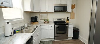 2 homes- 7BR: Gather & Relax