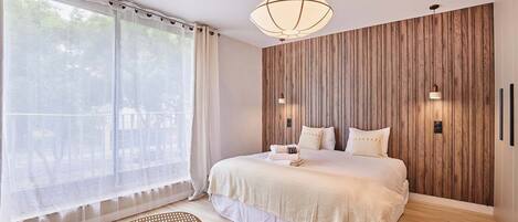 1 habitación, tabla de planchar con plancha, wifi y ropa de cama