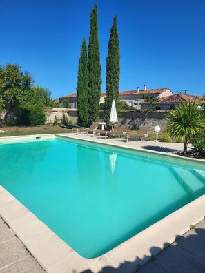 Pool - Idyllic and charming 4-bedroom country manor house in peaceful Charente village. (Coulonges)