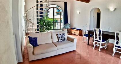 Between the old town and the beach, spacious apartment for families