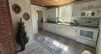 3-bedroom newly remodeled, cozy house in Holcombe, WI