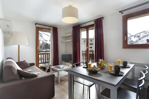 TV - Résidence Au Coeur des Ours 4P8S (Les Deux Alpes)
