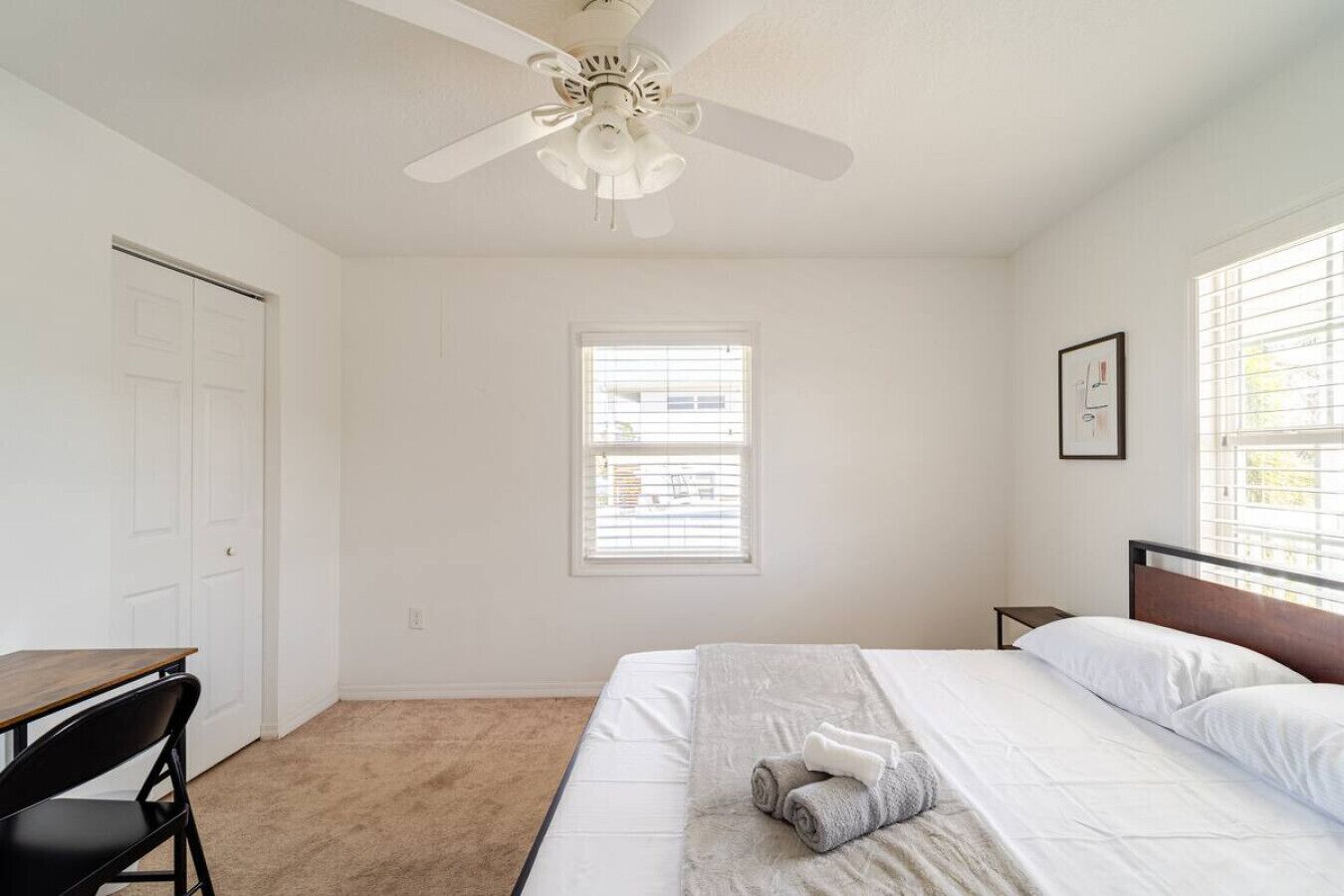 2 bedrooms, iron/ironing board, WiFi, bed sheets