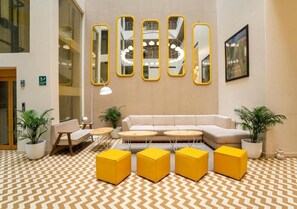 Lobby - Bloom Hotel - Jammu (Lahul)