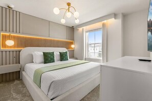 7 Schlafzimmer, Reisekinderbett, WLAN, Bettwäsche