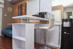 Standard Apartment | Dining room