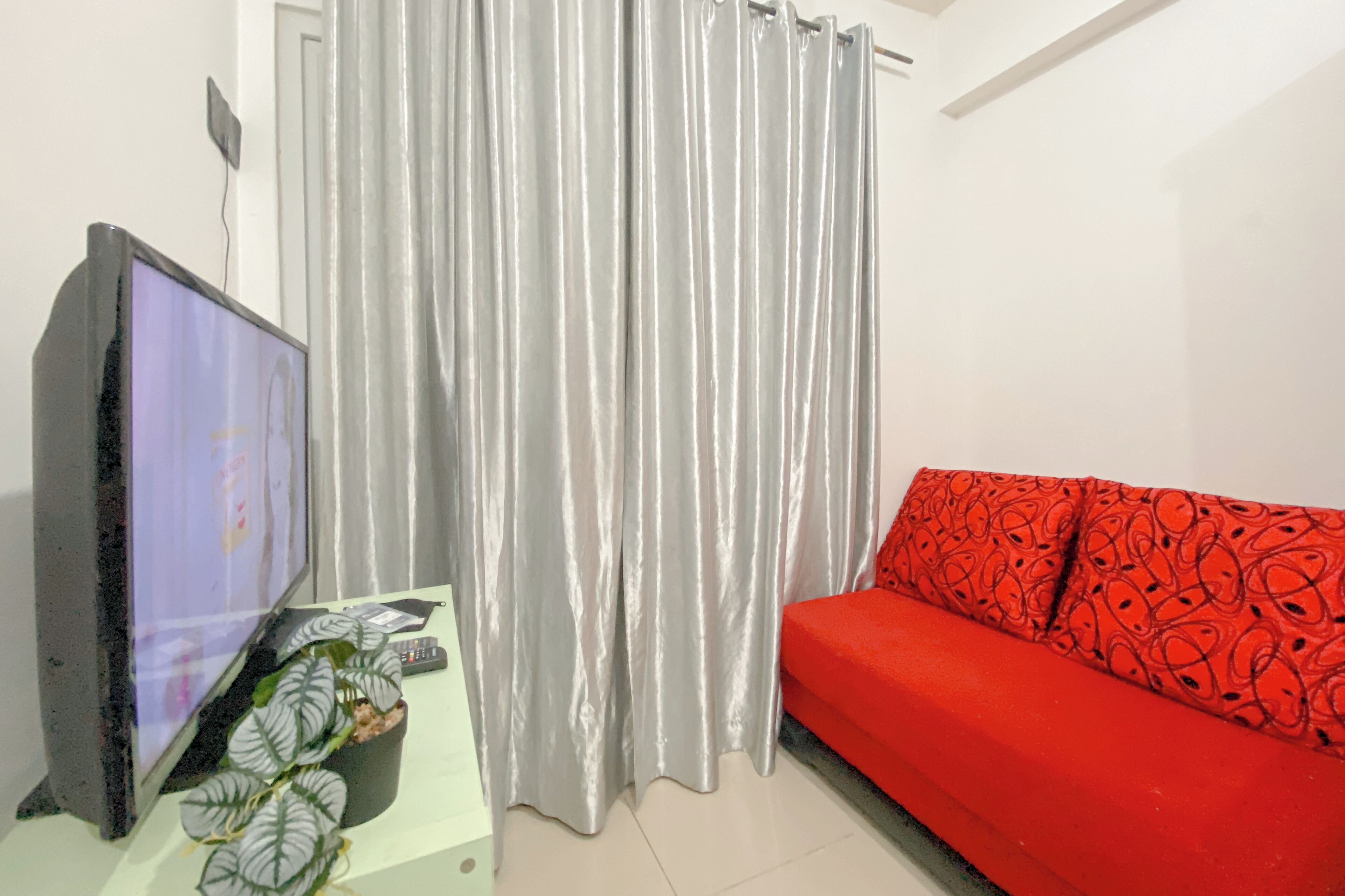 Standard Apartment | Living room