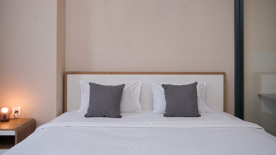 Warm And Cozy 1Br At The Smith Alam Sutera Apartment