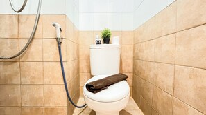 Bathroom - Best Deal And Warm 2Br Apartment Green Pramuka City (Jakarta)