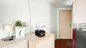 Standard Studio | Private kitchen - Minimalist And Homey Studio Apartment Amethyst (Jakarta)