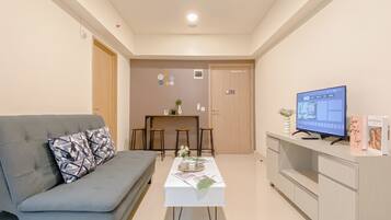 Standard Apartment | Living room