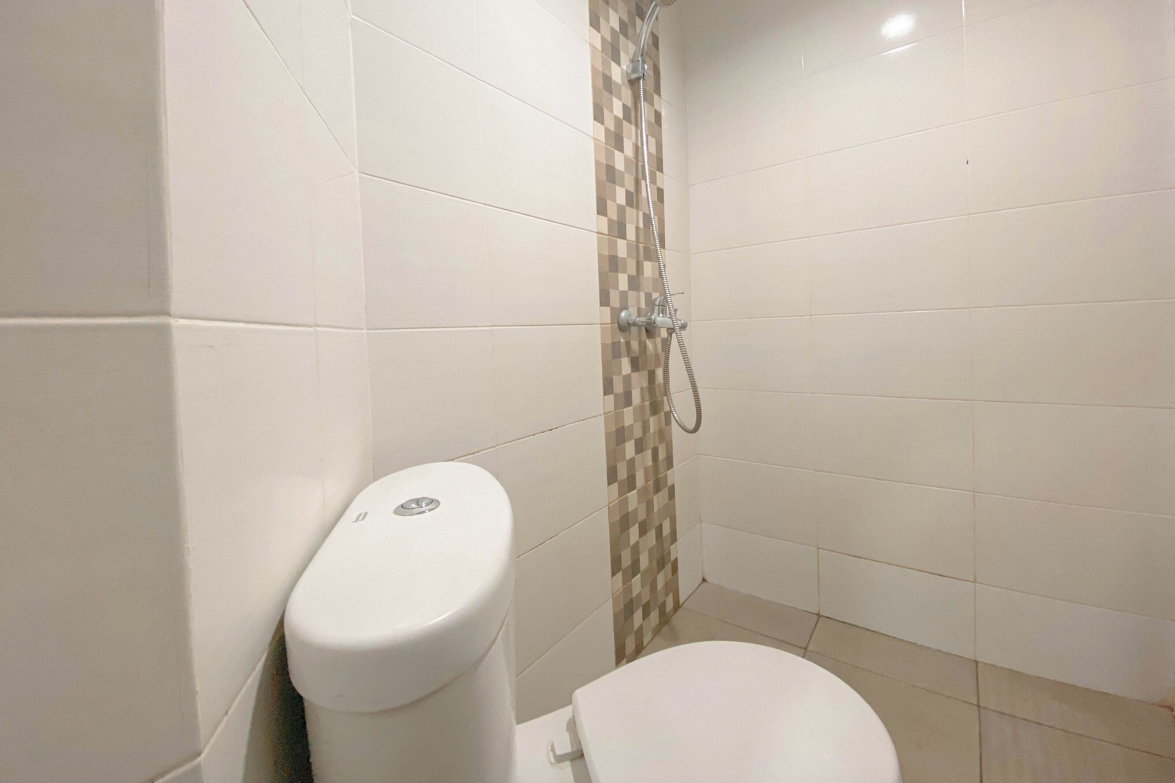 Standard Studio | Bathroom