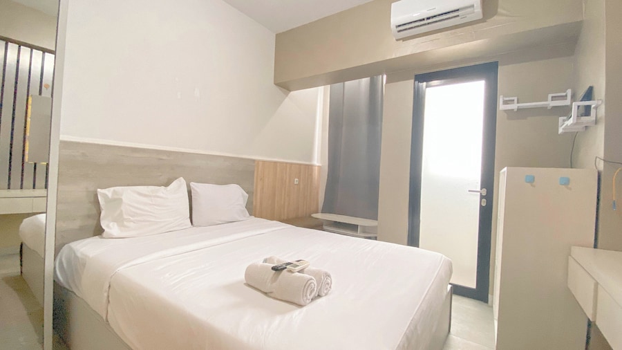 Well Furnished Studio At The Alton Apartment